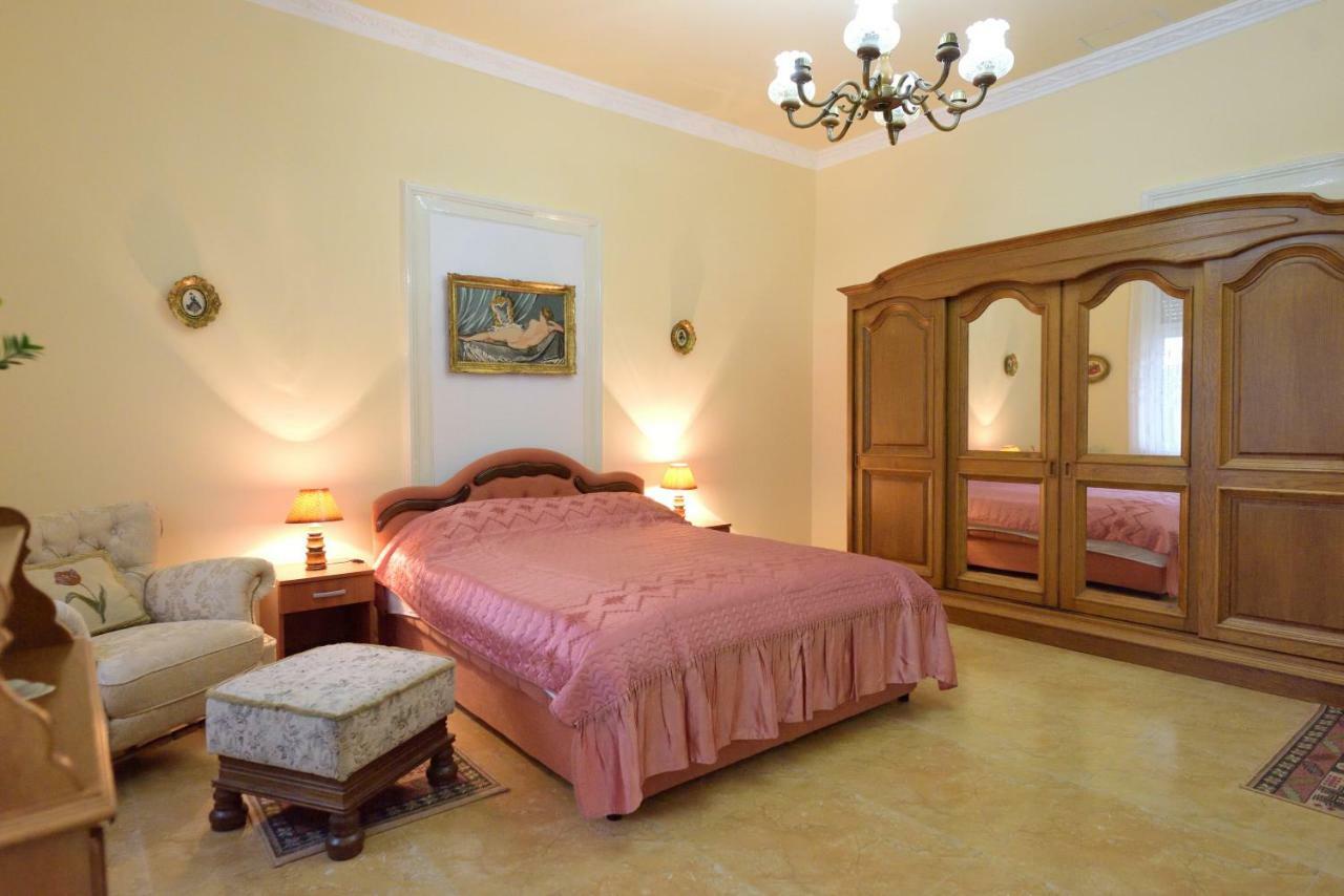 Apartman Vila Milica Kikinda Exteriör bild