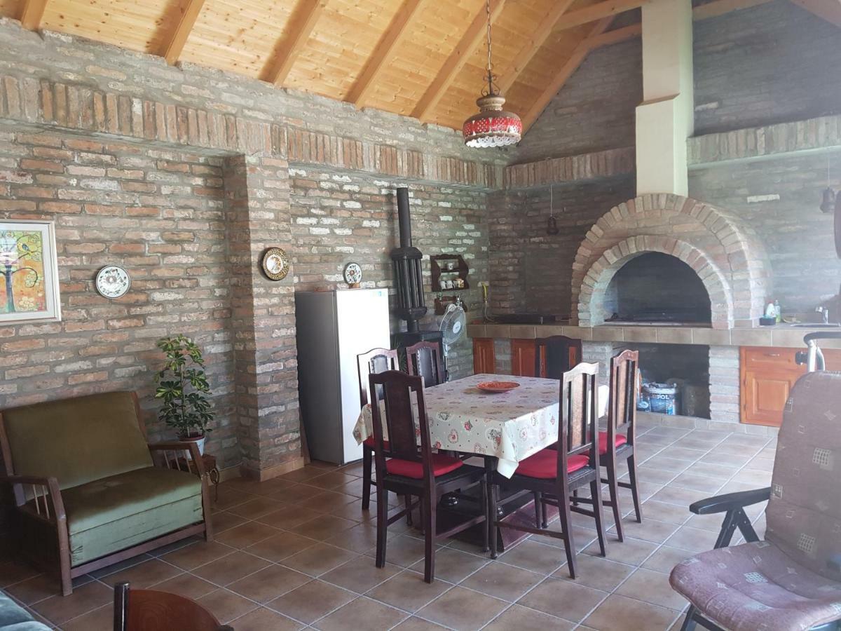 Apartman Vila Milica Kikinda Exteriör bild